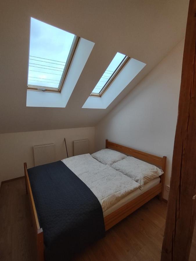 Pekloveske Apartmany V Ceskem Raji Zeleznice Luaran gambar