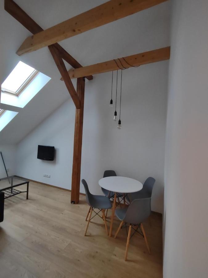 Pekloveske Apartmany V Ceskem Raji Zeleznice Luaran gambar