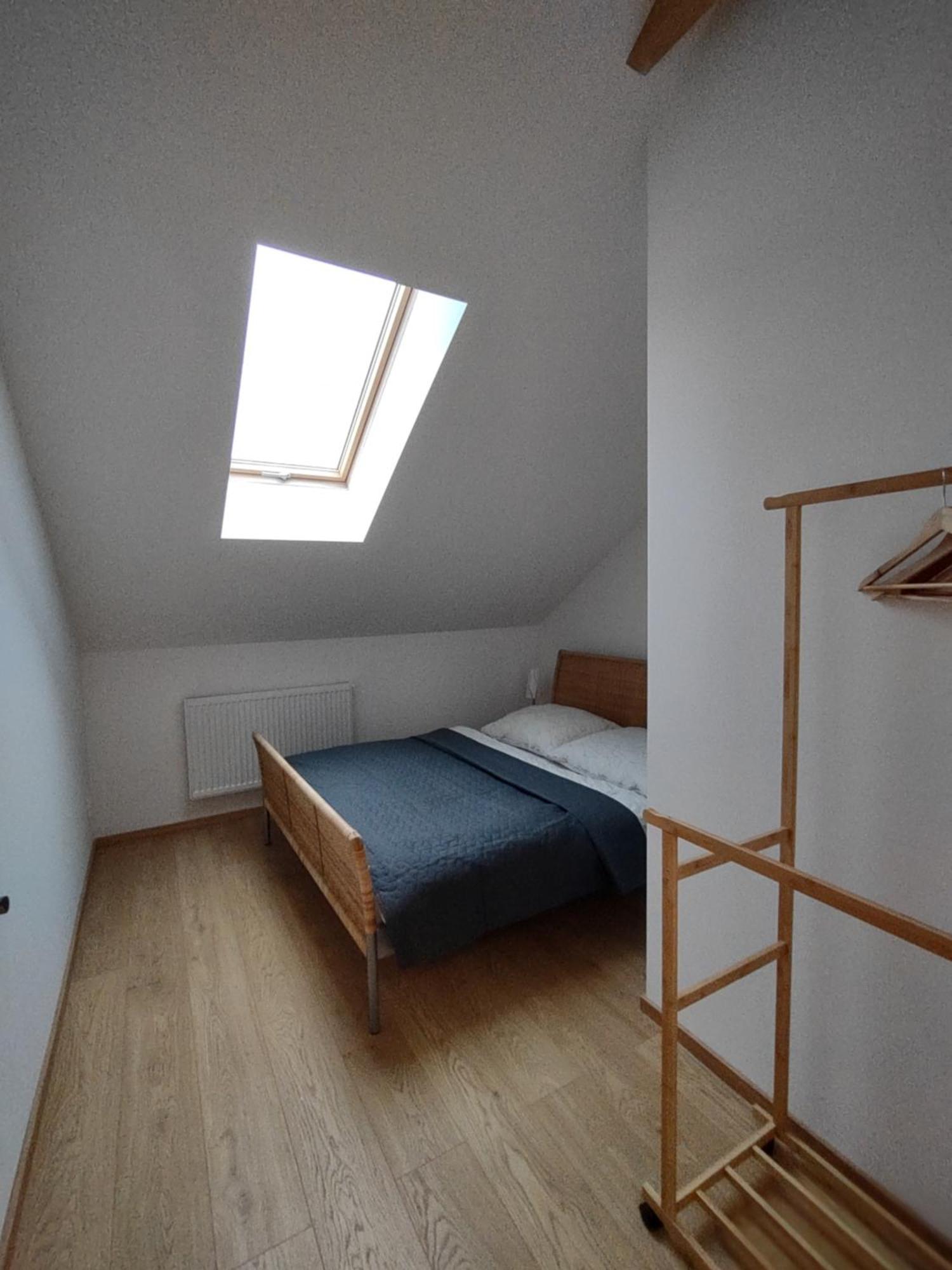 Pekloveske Apartmany V Ceskem Raji Zeleznice Luaran gambar